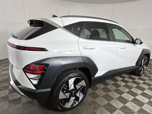 Used 2026 Hyundai Kona Limited FWD image 2