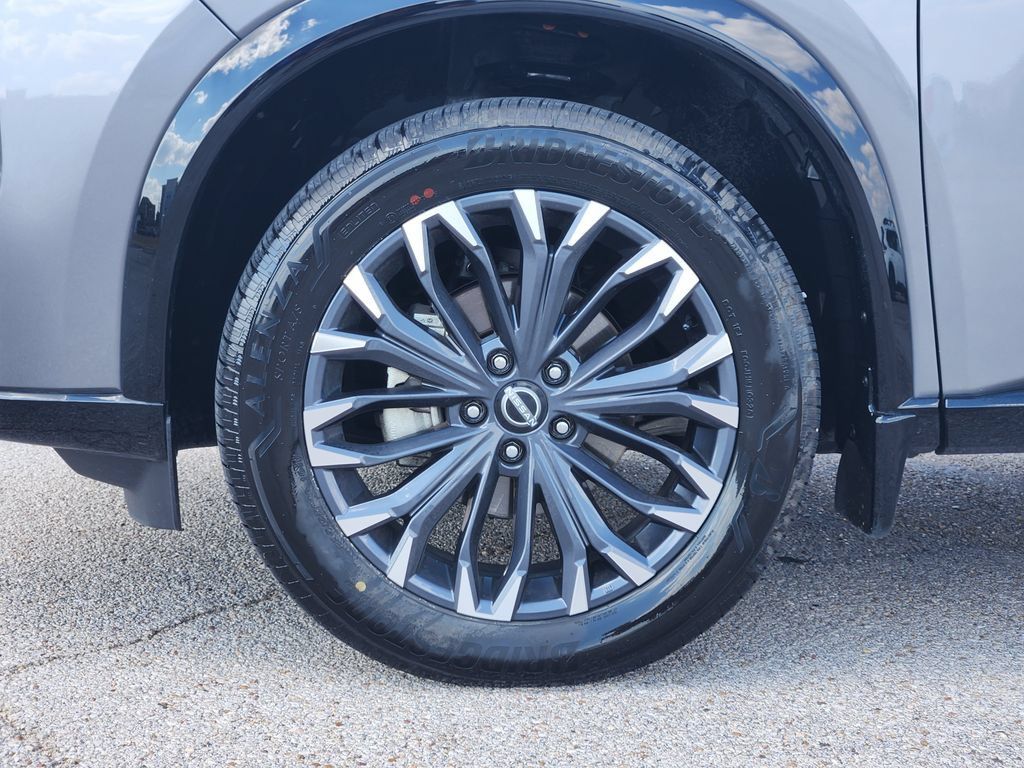 Used 2025 Nissan Rogue Platinum w/ Platinum Premium Package FWD image 7