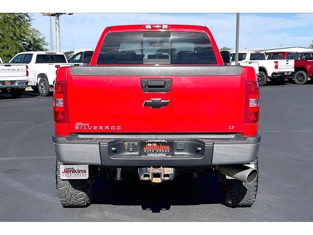 Used 2011 Chevrolet Silverado 2500 LT AWD/4WD image 4