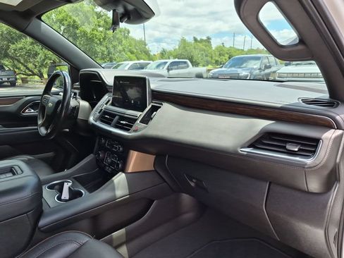 Used 2023 Chevrolet Tahoe High Country w/ Advanced Technology Package AWD/4WD image 43