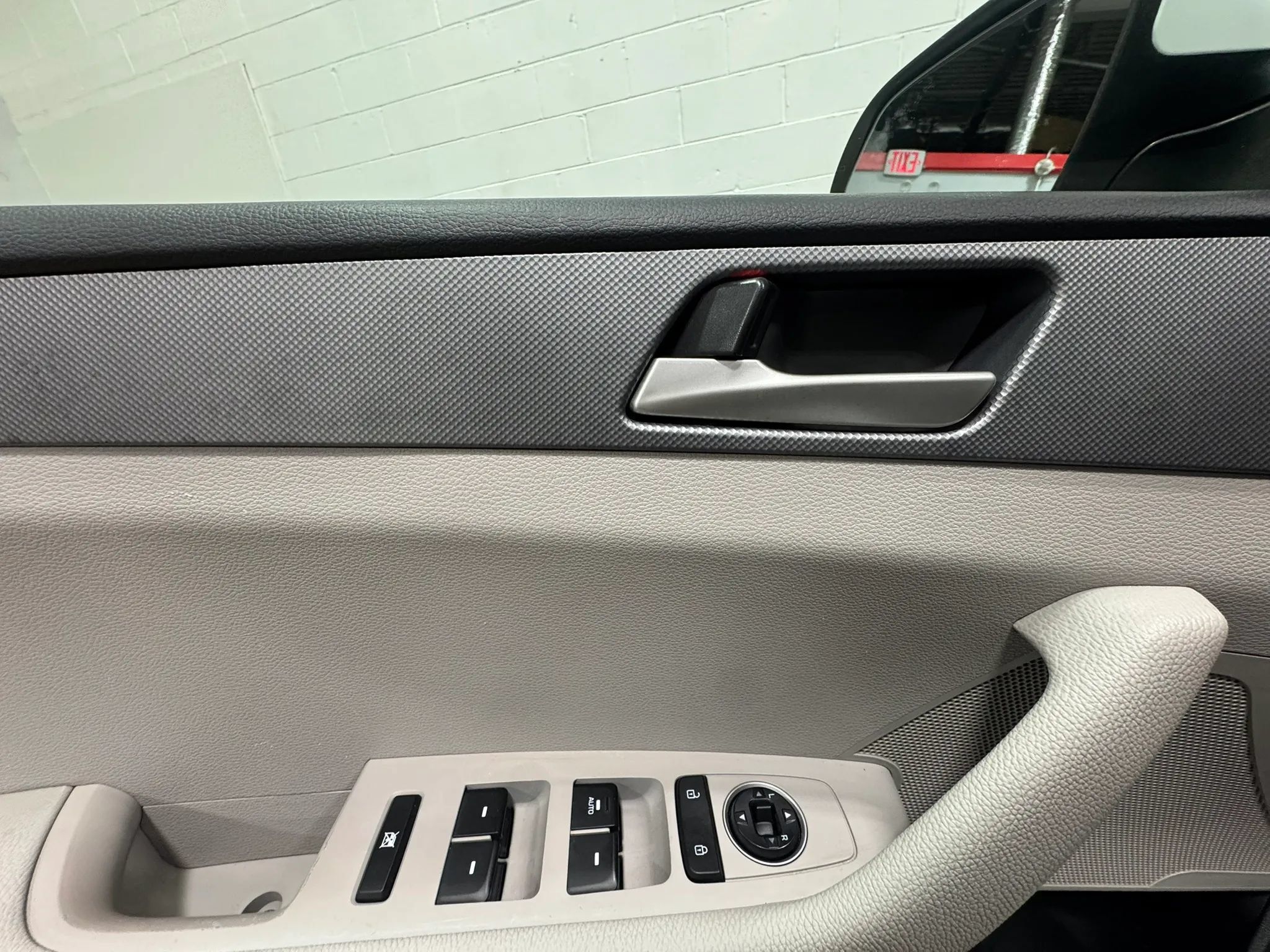 Used 2018 Hyundai Sonata ECO FWD image 12