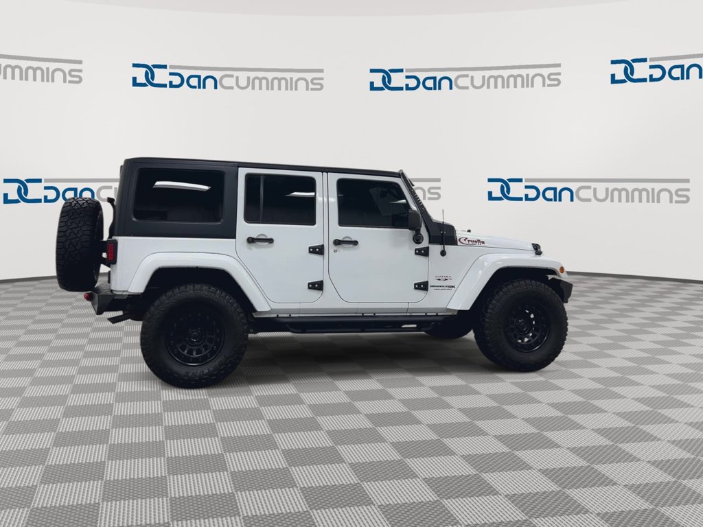 Used 2018 Jeep Wrangler Unlimited Sahara AWD/4WD image 9