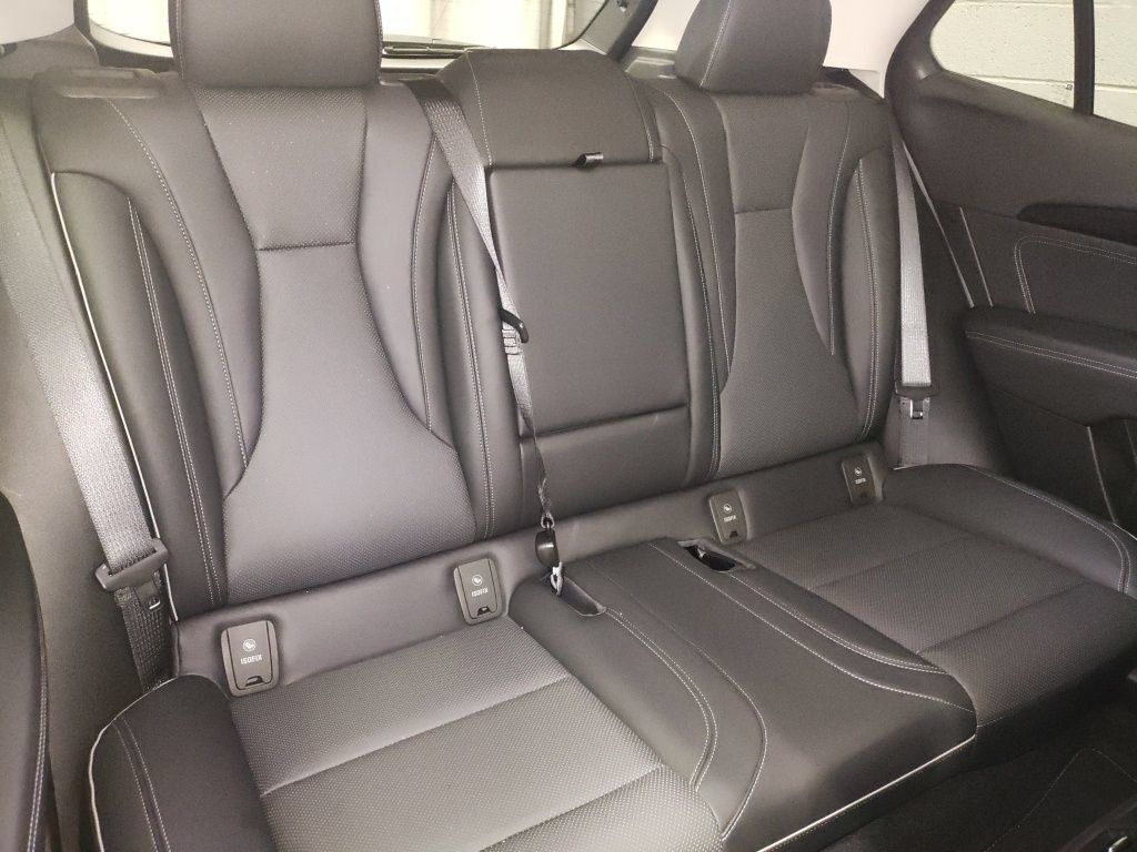 Certified 2023 Buick Envision Essence FWD image 10