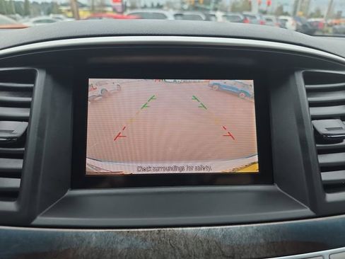 Used 2015 INFINITI QX60 AWD w/ Premium Package image 26