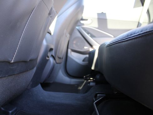 Used 2018 Hyundai Santa Fe Sport image 40