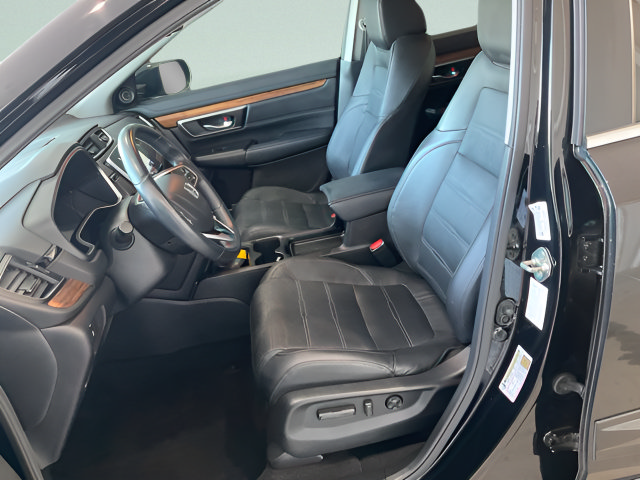 Used 2019 Honda CR-V Touring image 4