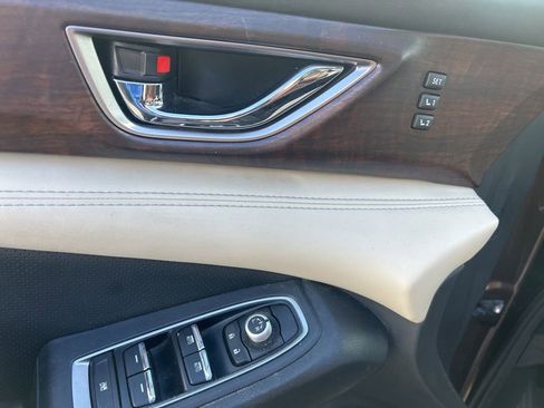 Used 2019 Subaru Ascent Touring AWD/4WD image 12