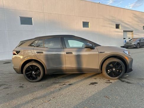 New 2025 Volkswagen ID.4 Pro S Plus image 6