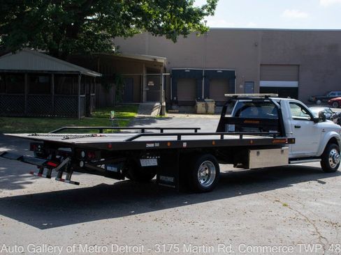 Used 2024 RAM 5500 4x4 Regular Cab image 6