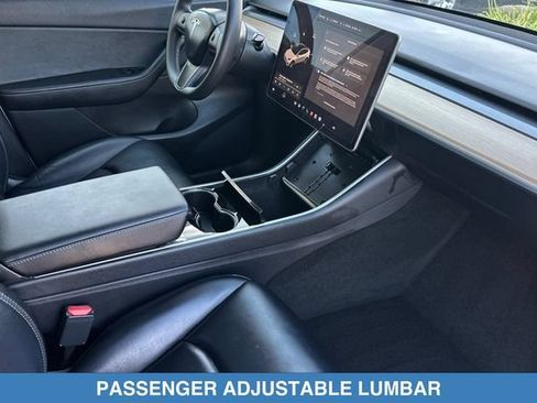 Used 2020 Tesla Model Y Long Range AWD/4WD image 18