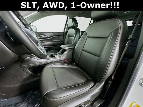 Used 2023 GMC Acadia SLT image 23