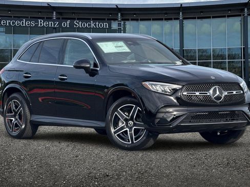 New 2026 Mercedes-Benz GLC 350e 4MATIC image 2