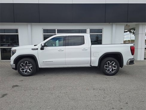 New 2026 GMC Sierra 1500 SLE w/ Preferred Package image 4