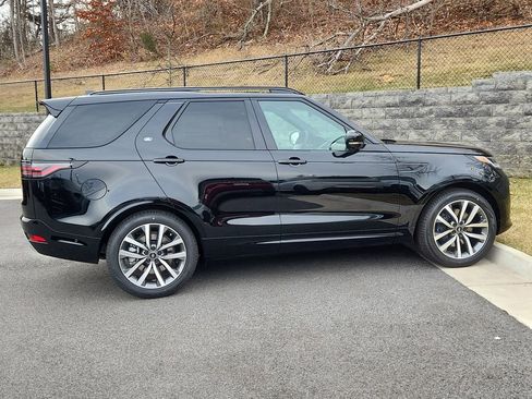 New 2026 Land Rover Discovery Limited Edition image 11