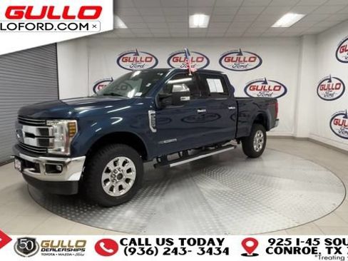 Used 2018 Ford F250 Lariat w/ Lariat Ultimate Package AWD/4WD image 4