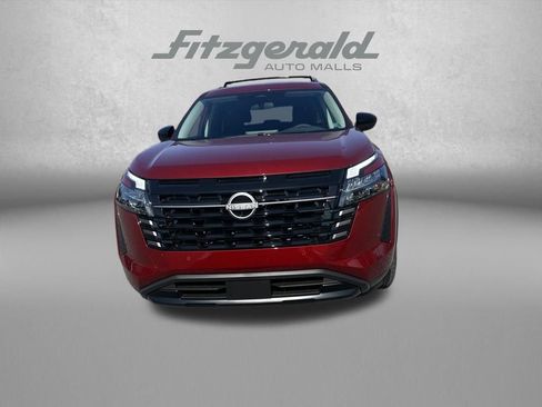 New 2026 Nissan Pathfinder SV image 2