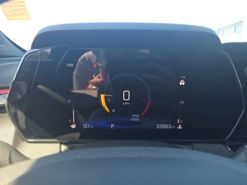 Used 2025 Chevrolet TrailBlazer RS w/ Convenience Package image 13