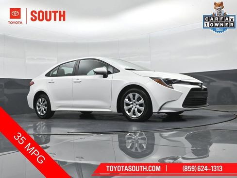 Used 2024 Toyota Corolla LE FWD image 38
