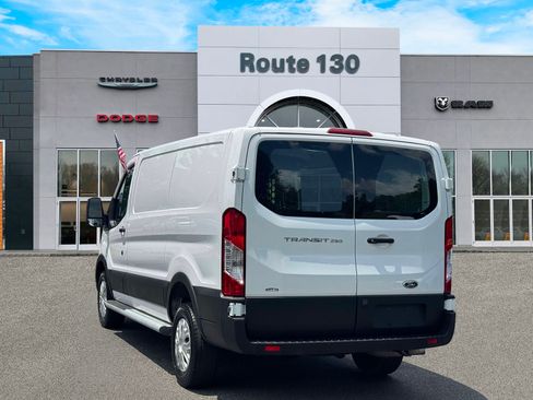 Used 2025 Ford Transit 250 Low Roof w/ Exterior Upgrade Package RWD image 3
