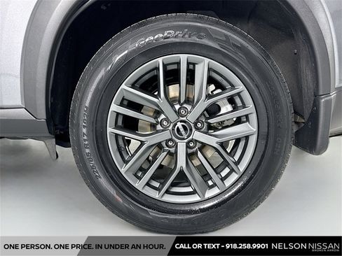 Certified 2023 Nissan Rogue S image 28