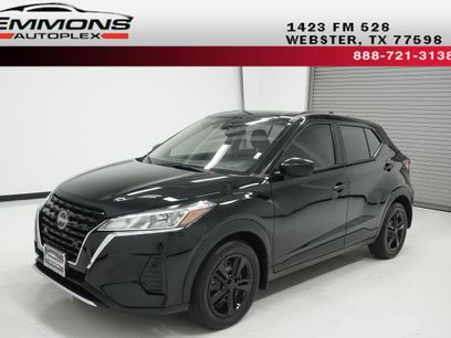 Used 2025 Nissan Kicks Play S