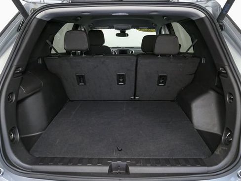 Used 2024 Chevrolet Equinox LT FWD image 11