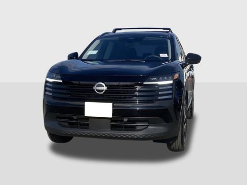 New 2026 Nissan Kicks SV FWD image 5