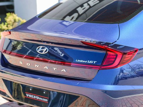 Used 2021 Hyundai Sonata Limited w/ Cargo Package FWD image 7
