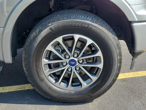 Used 2020 Ford F150 XLT w/ Equipment Group 302A Luxury AWD/4WD image 7