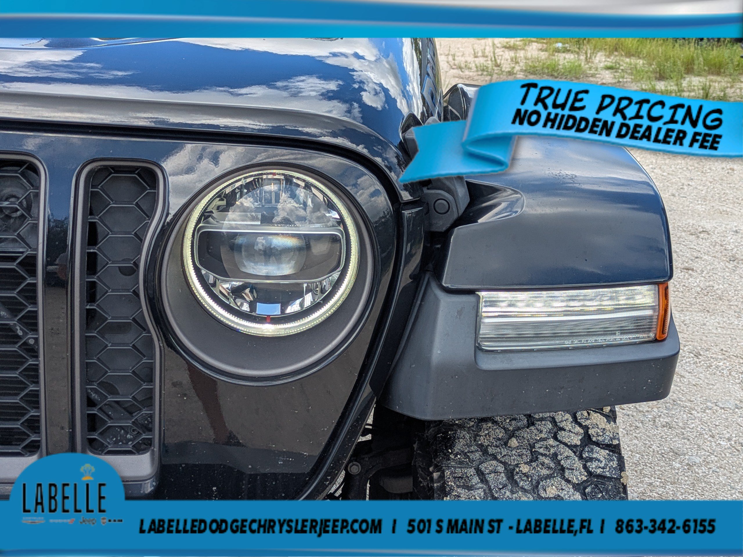Used 2022 Jeep Wrangler Unlimited Rubicon 4xe AWD/4WD image 9