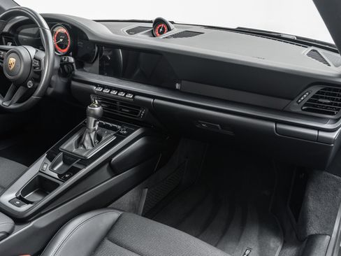 Used 2022 Porsche 911 GT3 image 14