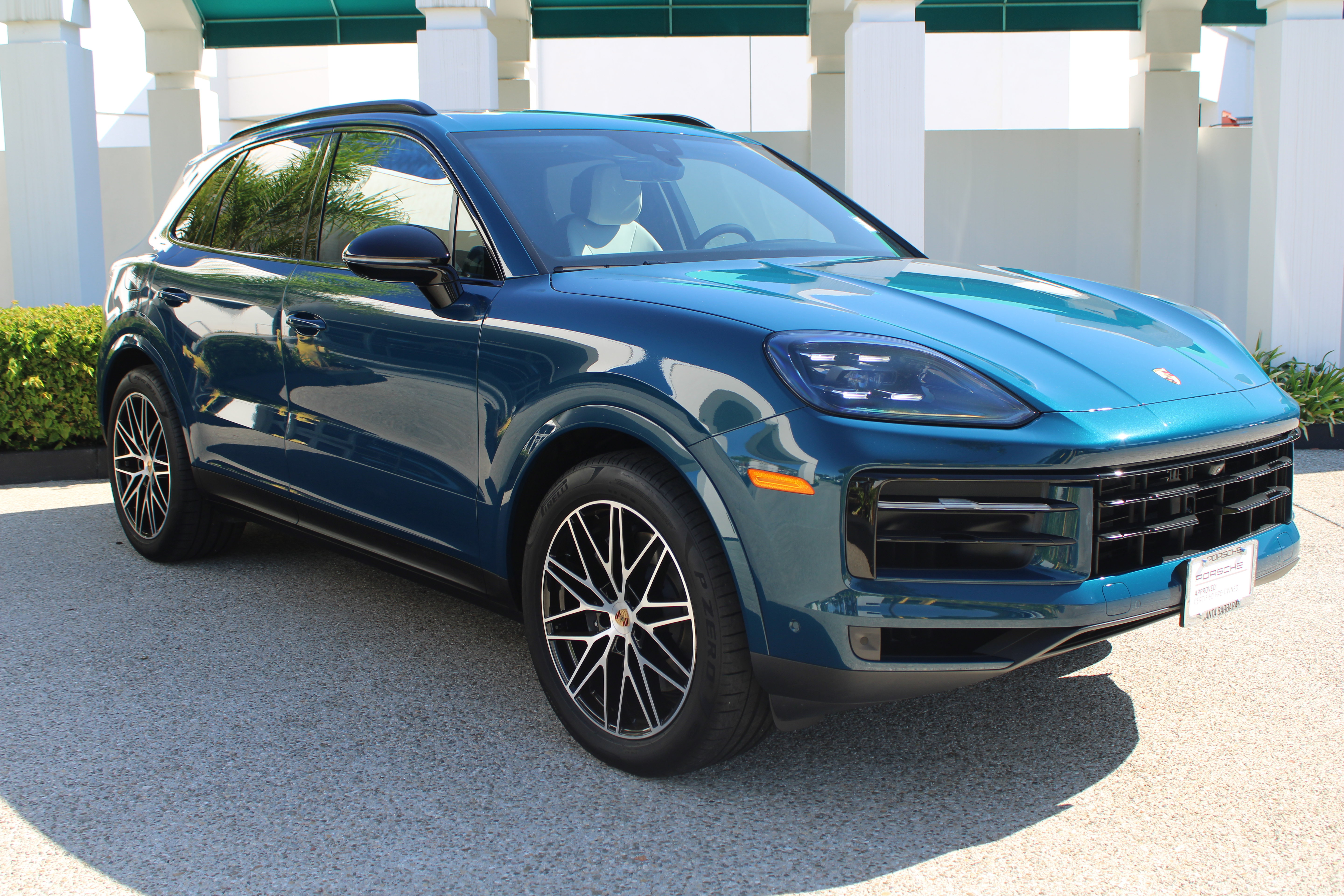 Certified 2026 Porsche Cayenne AWD/4WD image 9