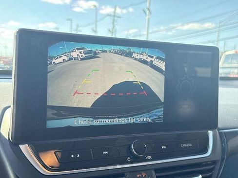 Certified 2024 Nissan Altima 2.5 SR w/ SR Premium Package AWD/4WD image 17