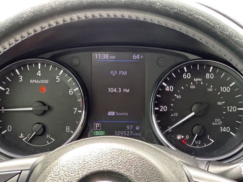 Used 2018 Nissan Rogue SL AWD/4WD image 15