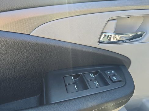 Used 2023 Honda Ridgeline RTL-E image 11