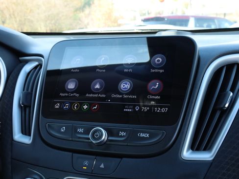 Used 2024 Chevrolet Malibu LT image 7