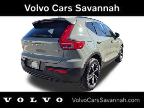 Certified 2024 Volvo XC40 B5 Core image 5