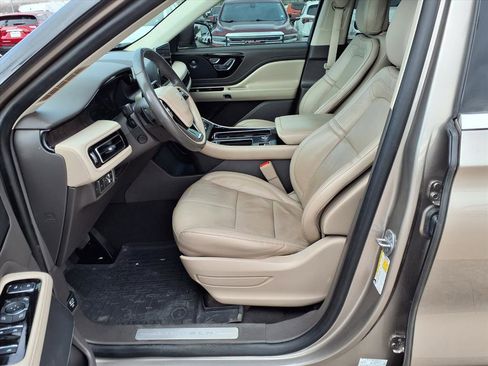 Used 2020 Lincoln Aviator Reserve w/ Equipment Group 201A image 16