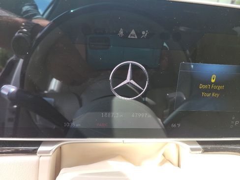 Certified 2022 Mercedes-Benz S 500 4MATIC image 27