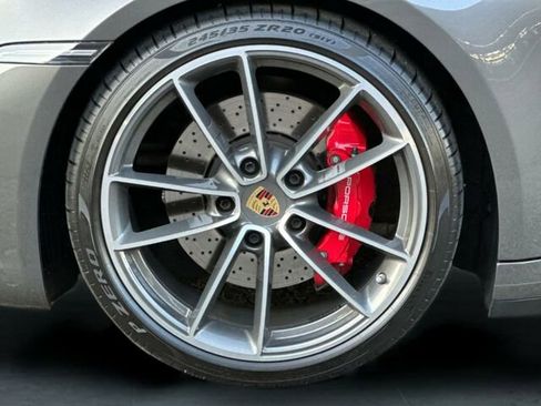 Used 2024 Porsche 911 Carrera 4S image 32