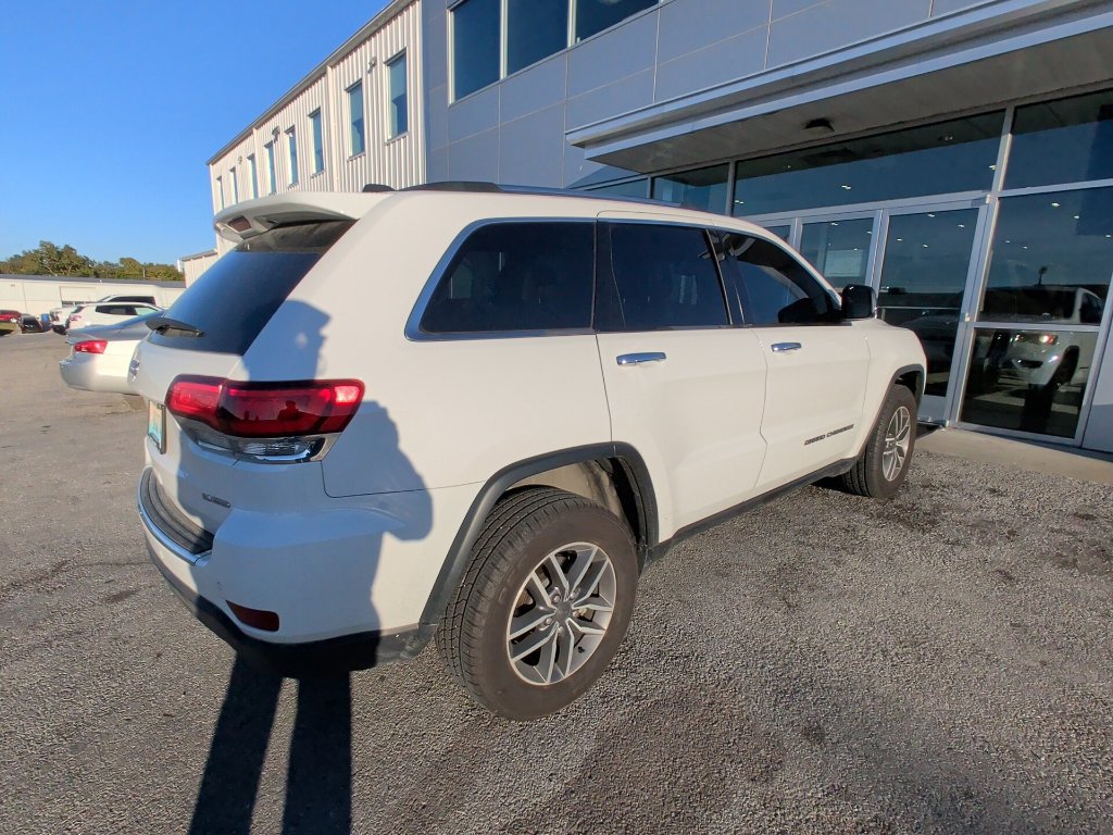 Used 2021 Jeep Grand Cherokee Limited AWD/4WD image 3