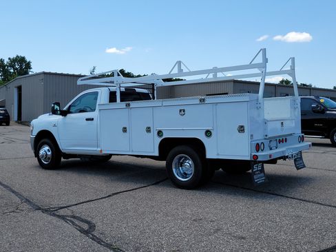 Used 2023 RAM 3500 Tradesman AWD/4WD image 3