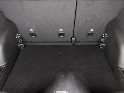 Certified 2023 Jeep Compass Limited image 34