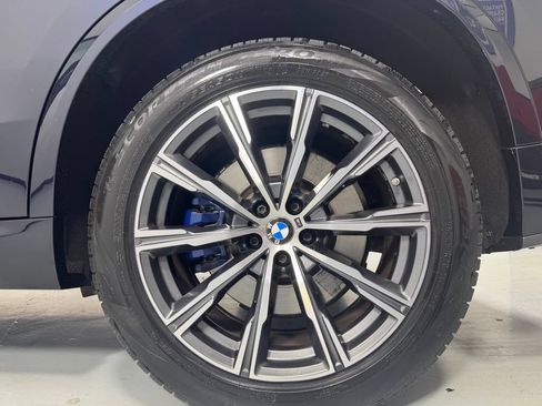 Used 2022 BMW X5 M50i w/ Executive Package AWD/4WD image 10
