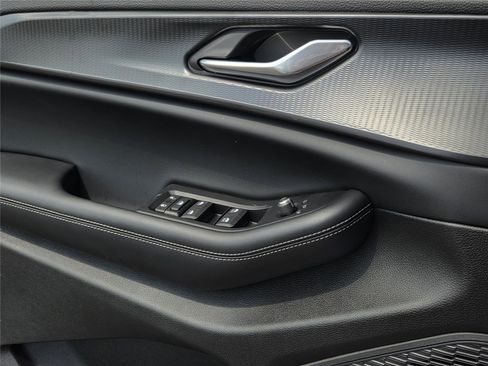 New 2025 Jeep Grand Cherokee Altitude image 54