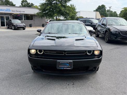 Used 2015 Dodge Challenger SXT w/ Super Sport Group (SS/T) RWD image 2