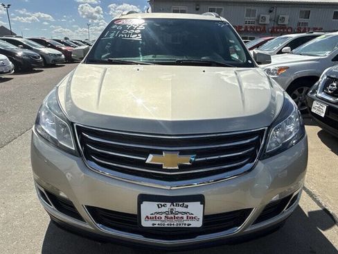 Used 2016 Chevrolet Traverse LT AWD/4WD image 12