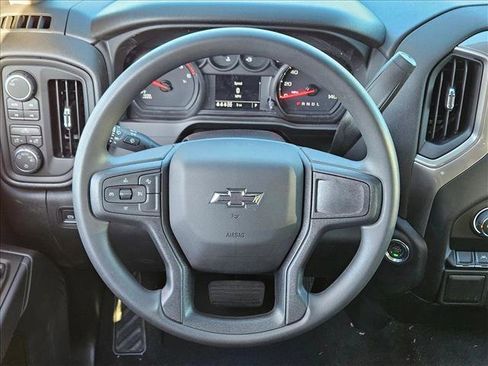 New 2026 Chevrolet Silverado 1500 Custom Trail Boss w/ LPO, Dark Essentials Package AWD/4WD image 12