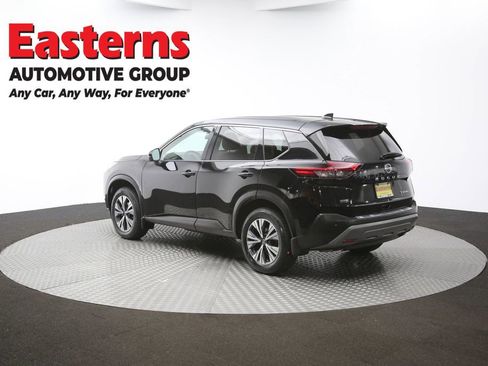 Used 2021 Nissan Rogue SV image 61