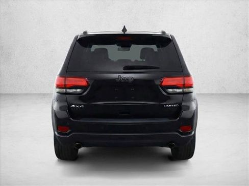 Used 2020 Jeep Grand Cherokee Altitude image 6